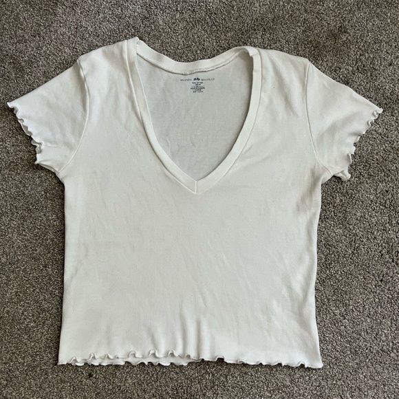 Jordan Ruffle Top - Picture 2 of 2